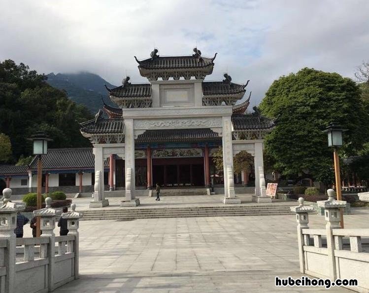罗浮山在哪里 四川罗浮山风景区图片