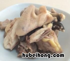墨鱼炖鸡的做法大全 墨鱼炖鸡的做法和禁忌窍门