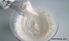 奶油打发时可以加牛奶吗 奶油打发用加糖吗