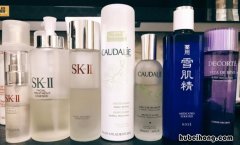 化妆水跟水乳先用哪个 化妆品水和乳哪个先用