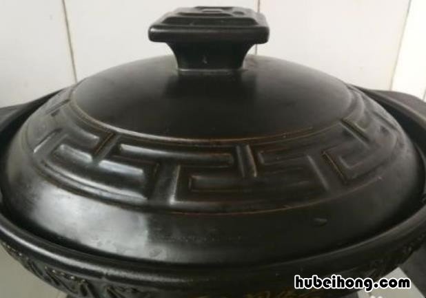 如何炖鸡肉好吃又简单 炖鸡的调料都有哪些