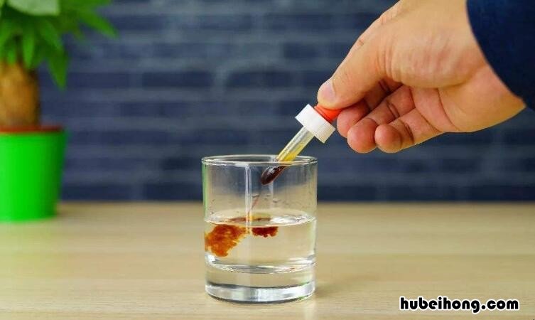 碘酒怎么洗掉最简单的方法 碘酒用什么可以洗掉
