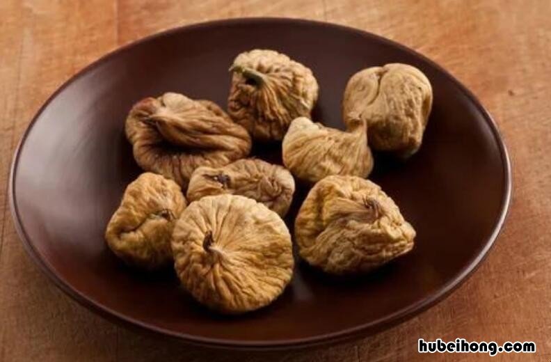 无花果干的吃法有哪些 无花果干有什么功效,怎么吃?