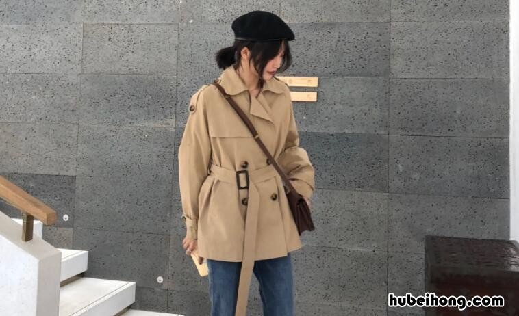 浅卡其色显老吗 浅卡其色好看吗