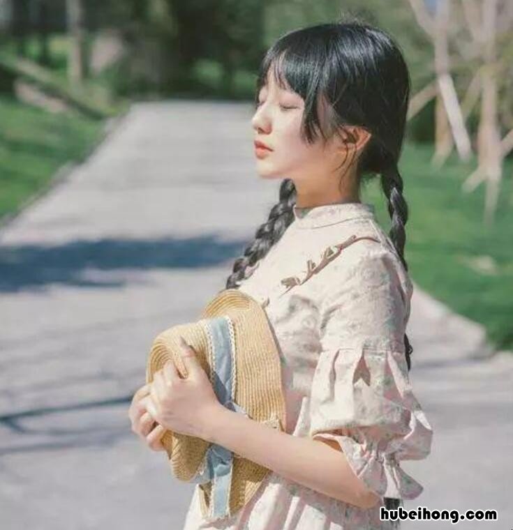 拍照有哪些姿势图片女生 拍照都有哪些姿势图片