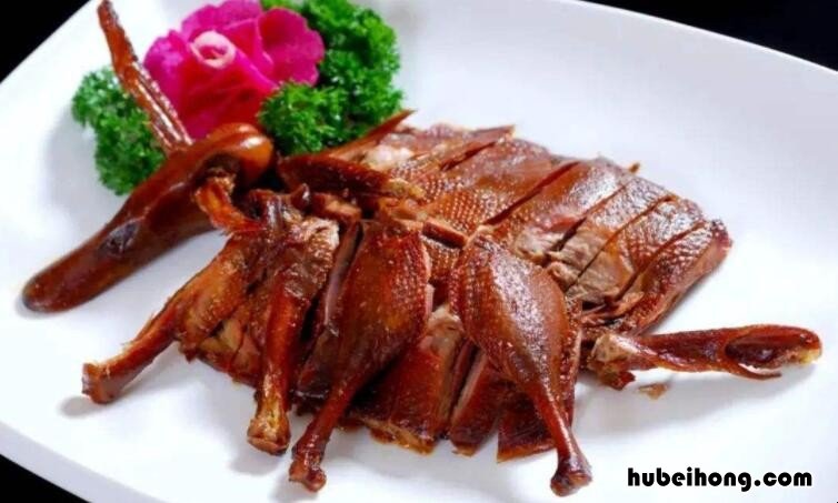 板鸭存放多久不能吃 板鸭存放多久可以吃