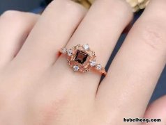 玫瑰金和黄金区别大吗图片 玫瑰金和黄金区别大吗值钱吗