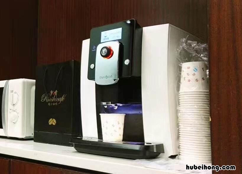 如何挑选家用咖啡机 小白如何选择咖啡机