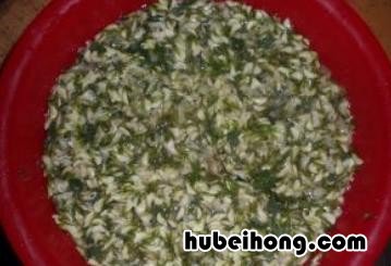 槐花饼怎么做最好吃 槐花饼的制作