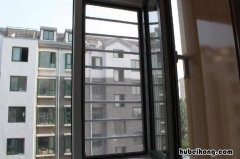 擦洗纱窗 擦纱窗用什么擦好