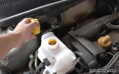 同色防冻液可以混用吗 同色的防冻液可以加吗有毒吗