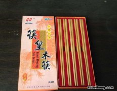 新筷子一股刺鼻味怎么处理呢 新买的筷子有异味是怎么回事