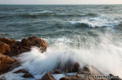 浪淘沙 北戴河的意思 浪淘沙北戴河的诗意是什么