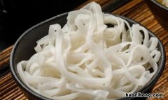 广东肠粉是用什么原材料做成的 广东肠粉是用什么原料做成的