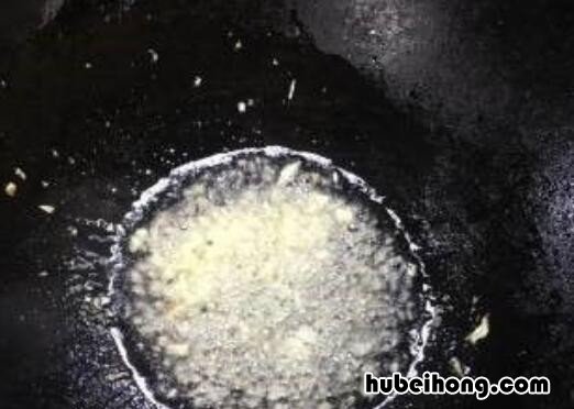 河虾炒韭菜怎么做 河虾炒韭菜怎么做好吃