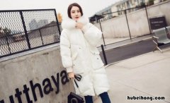 羽绒服水洗的正确洗法 清洗羽绒服的妙招小苏打白醋