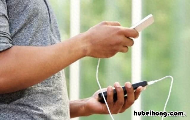 手机为何会发热?真相在这里 为什么手机会发热严重