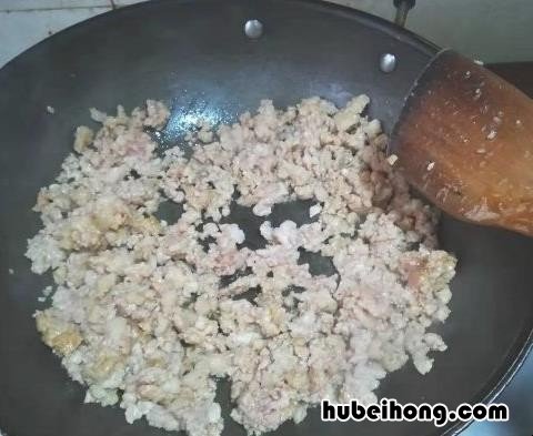 煎饺子的制作方法作文 煎饺子的做法大全图解