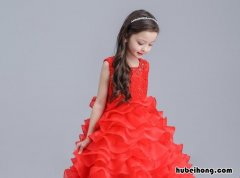 儿童婚纱礼服如何选择 儿童婚纱礼服如何选择尺寸
