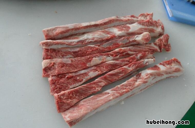 牛腩是哪个部位的肉 牛腩是牛的什么位置