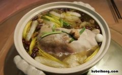 猪肚包鸡要放什么材料好吃 猪肚包鸡要放什么材料煲汤好