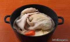 猪肚包鸡的做法和配料窍门 猪肚包鸡的做法和配料,花椒是什么颜色