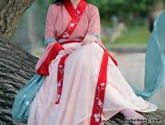 汉服裙摆太长了怎么办 汉服裙摆怎么穿图解