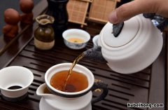 水杯有茶渍怎么去除掉 水杯有茶渍怎么清洗