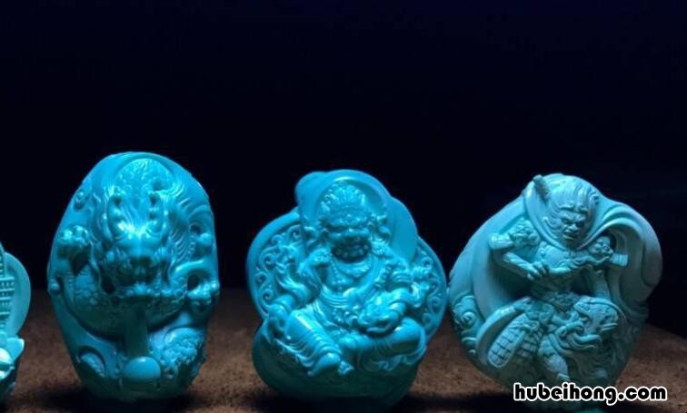 绿松石为什么要泡水 绿松石泡水有的地方不变色
