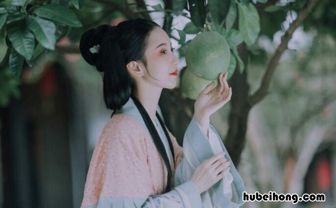 汉服怎么避免发黄掉色 汉服发黄怎么洗白