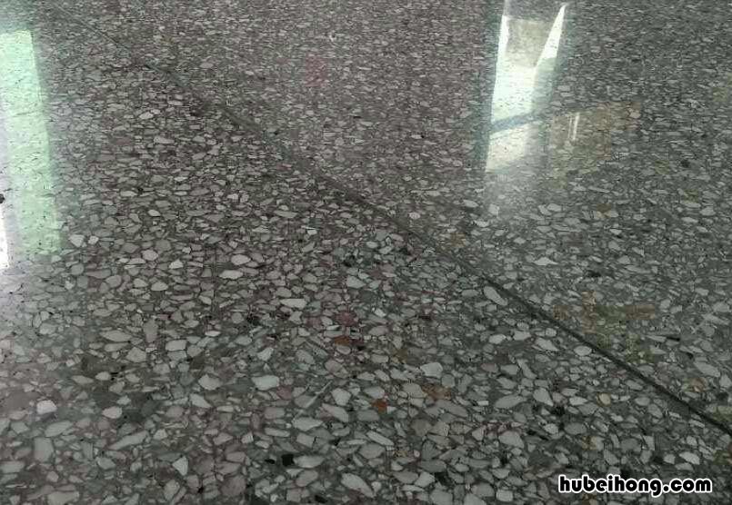 水磨石地板砖怎么清洗 水磨石地板怎么能变亮