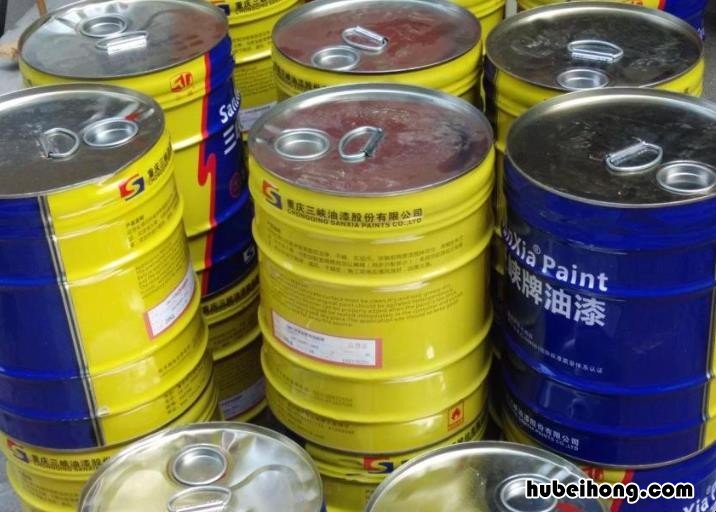 油漆底漆有什么作用 底漆面漆一样吗
