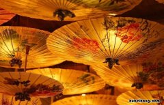 油纸伞能不能遮阳 油纸伞下雨能用吗