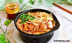 砂锅米线怎么做最好吃 火锅米线的做法及配方视频