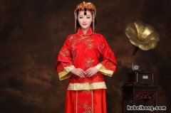 中式婚礼新娘服装有哪些 中式新娘礼服叫什么名字好听点