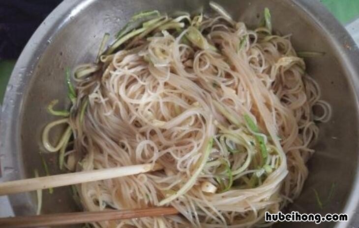 粉丝怎么调好吃怎么凉拌好吃 凉拌粉丝怎样不坨在一起