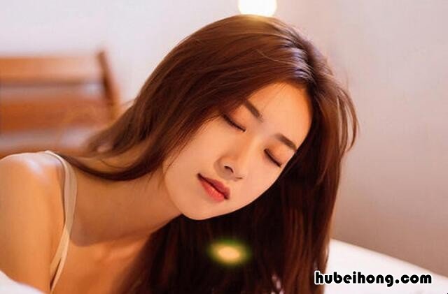 如何正确的护理头发 怎么护理发型