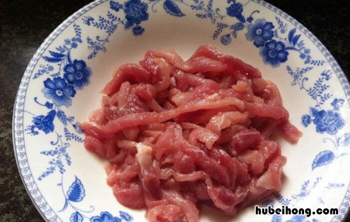 糖醋里脊肉怎么做好吃窍门 糖醋里脊肉怎么做好吃又简单京酱肉丝