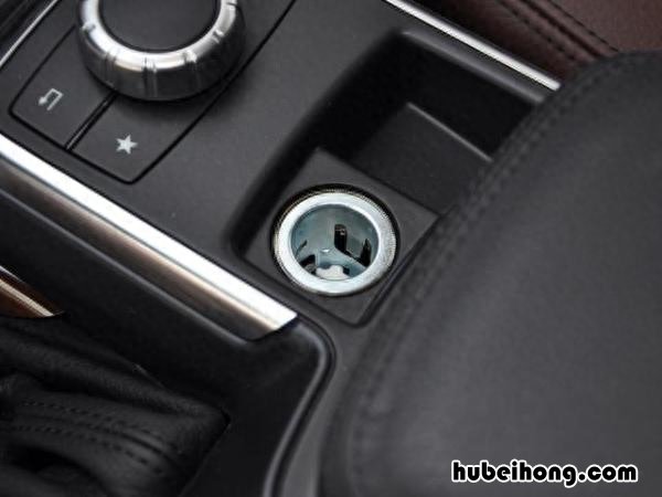 点烟器突然不能充电了 点烟器好的就是充不了电