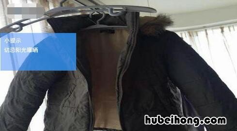 如何清洗羽绒服 怎样清洗羽绒服袖口的顽固污渍