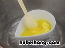 普通纯牛奶如何打奶油直接吃 纯牛奶怎么才能打出奶油