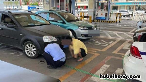 摩托车油表亮了还能跑多远 雨燕油表亮了还能跑多远