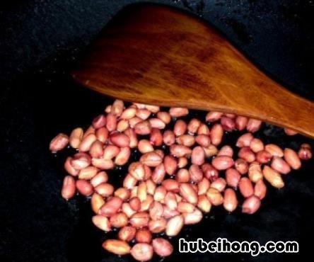老醋花生米的做法是什么样子的 老醋花生米怎么做?