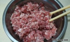 肉馅加蛋清熟了什么样 肉馅放蛋清