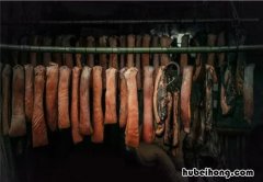 腊肉在沸水中煮多久就熟了 买回来的烟熏腊肉怎么吃