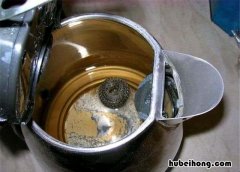 热水壶的水垢怎么去除最有效视频 热水壶的水垢怎么去除最有效的方法