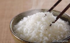 热米饭能放多久不能吃 热米饭能放冰箱吗