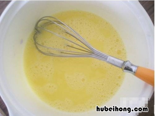 草莓蛋糕的做法家庭做法视频 草莓酱的家庭制作方法