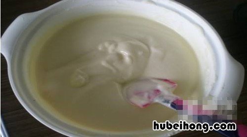 草莓蛋糕的做法家庭做法视频 草莓酱的家庭制作方法