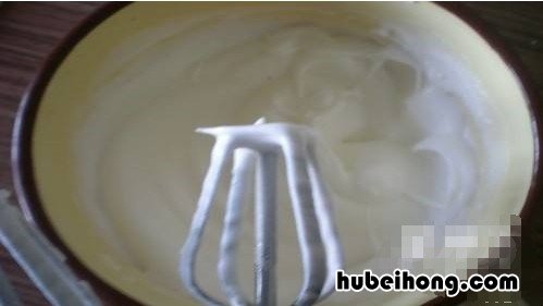 草莓蛋糕的做法家庭做法视频 草莓酱的家庭制作方法